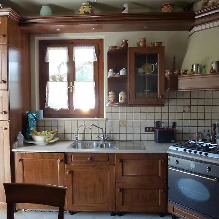 Prázdninový dům Im Bekannten Strandort Dei Marmi Mit Schoenem Garten Und Ruhig Gelegen