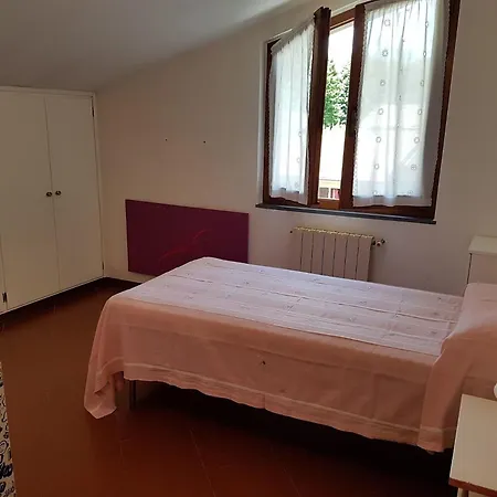 Prázdninový dům Im Bekannten Strandort Dei Marmi Mit Schoenem Garten Und Ruhig Gelegen